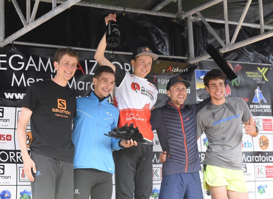 El joven suizo Rémi Bonnet (23 años) se ha impuesto en la categoría masculina de la Zegama-Aizkorri tras completar la prueba en 3:53:57.