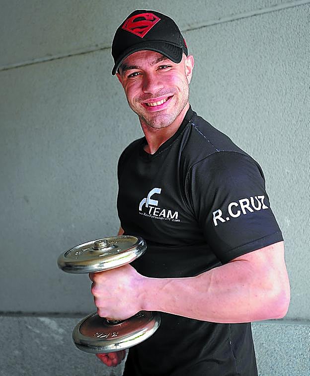 Preparación. Rubén Cruz antes de un entrenamiento. 