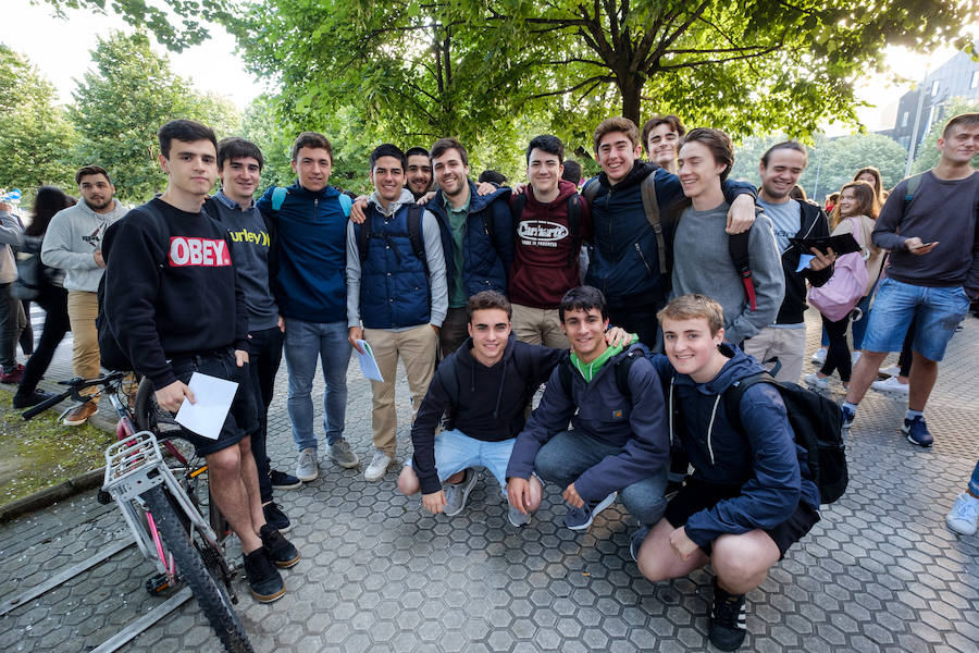 Más de 11.000 alumnos vascos han iniciado esta mañana las pruebas de acceso a la universidad. Las prueba de selectividad durarán tres días,