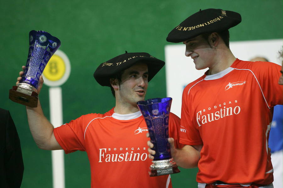 2007.- Los remontistas San Miguel y Ezkurra se hacen con el podio de la final del Campeonato de parejas de Remonte. 