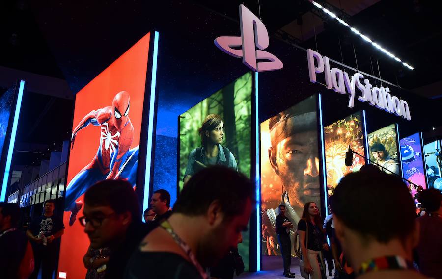 El «streaming» y otras vías de futuro para el sector de los videojuegos han sido protagonistas destacados en la feria E3, que cierra este jueves sus puertas en Los Ángeles.