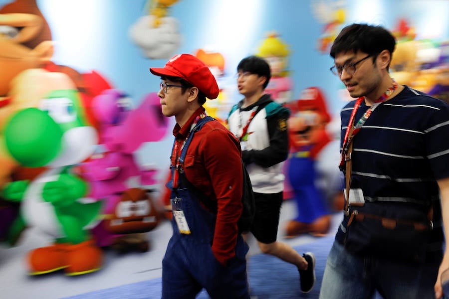 El «streaming» y otras vías de futuro para el sector de los videojuegos han sido protagonistas destacados en la feria E3, que cierra este jueves sus puertas en Los Ángeles.
