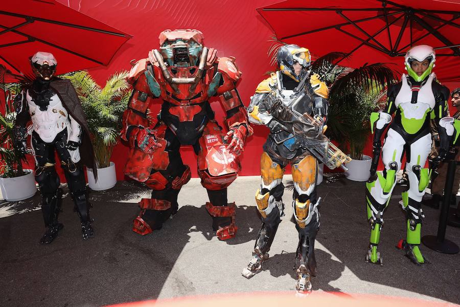 El «streaming» y otras vías de futuro para el sector de los videojuegos han sido protagonistas destacados en la feria E3, que cierra este jueves sus puertas en Los Ángeles.
