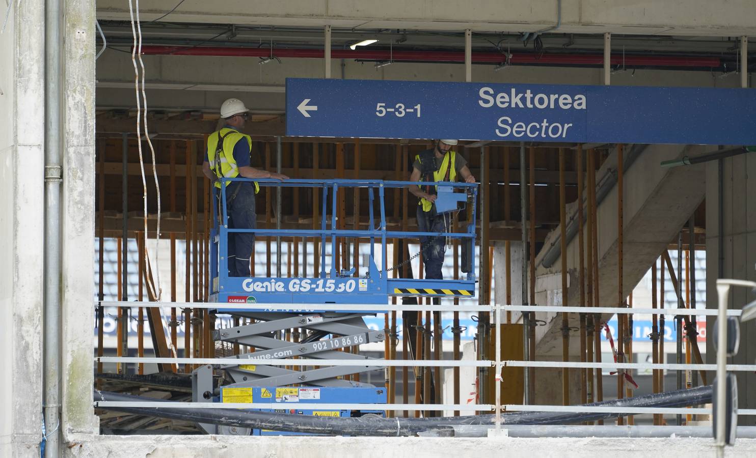 El nuevo campo de la Real Sociedad continúa su transformación.