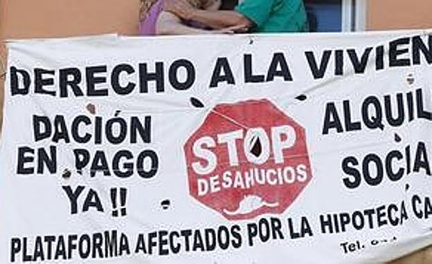 La plataforma Stop Desahucios de Gipuzkoa ha logrado 32 carencias de hipotecas en dos años