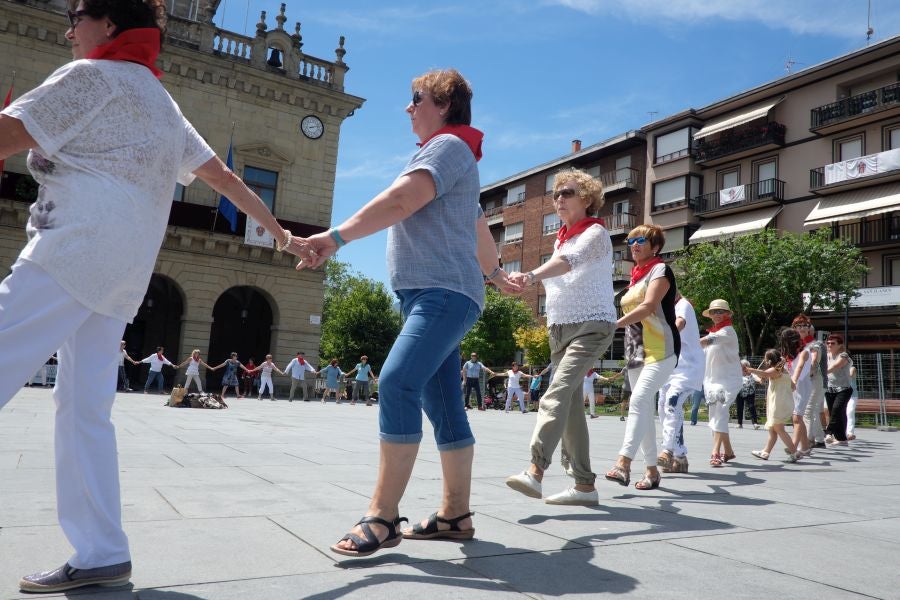 El fin de semana cierra con buen tiempo y se despide de las festividades de San Juan con actividades para toda la familia. 