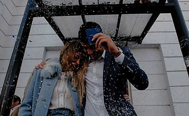 Rulli y su mujer, durante la boda.