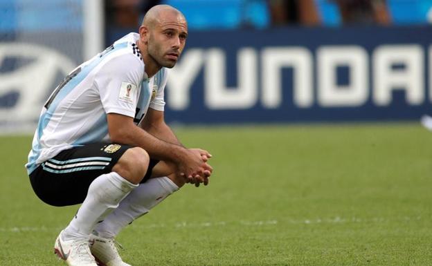 Mascherano, abatido tras la derrota de Argentina