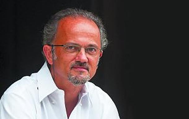 César San Juan.