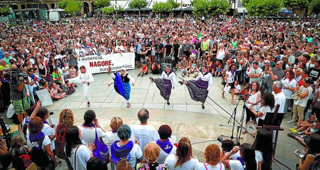 Emotivo homenaje a Nagore Lafagge en Pamplona 