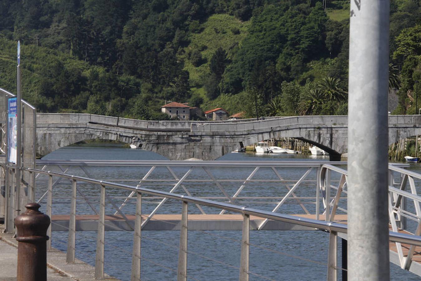 El suceso se ha producido a las cinco y cuarto de la mañana, sin que se haya registrado heridos