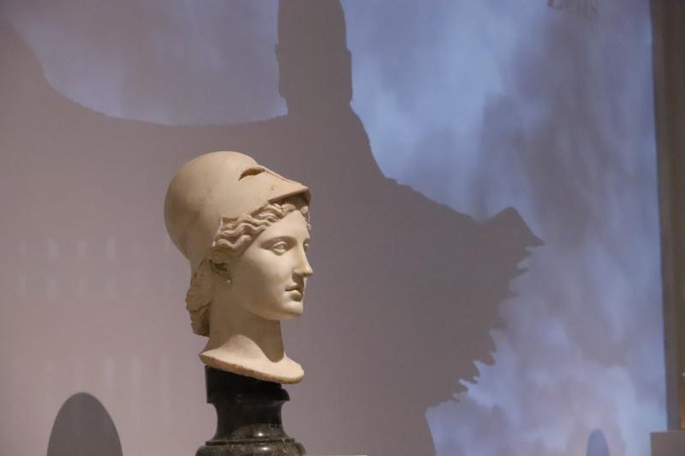 El museo donostiarra tiene una exposición del Prado sobre la mitología clásica