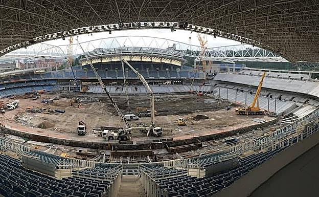 La colocación de la cercha ha ocurrido de madrugada. 
