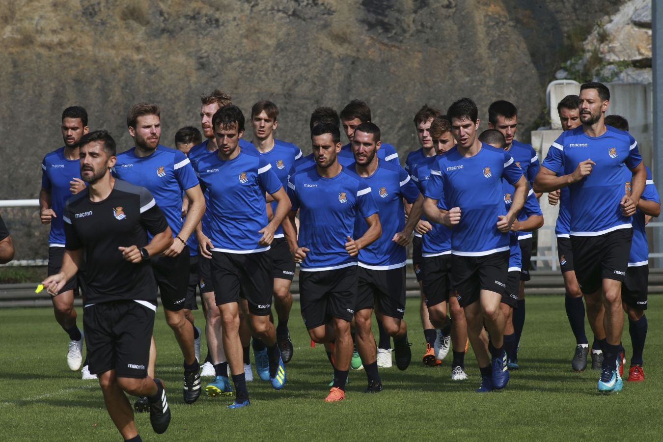Segundo entrenamiento de la semana en Zubieta para los hombres de Asier Garitano.