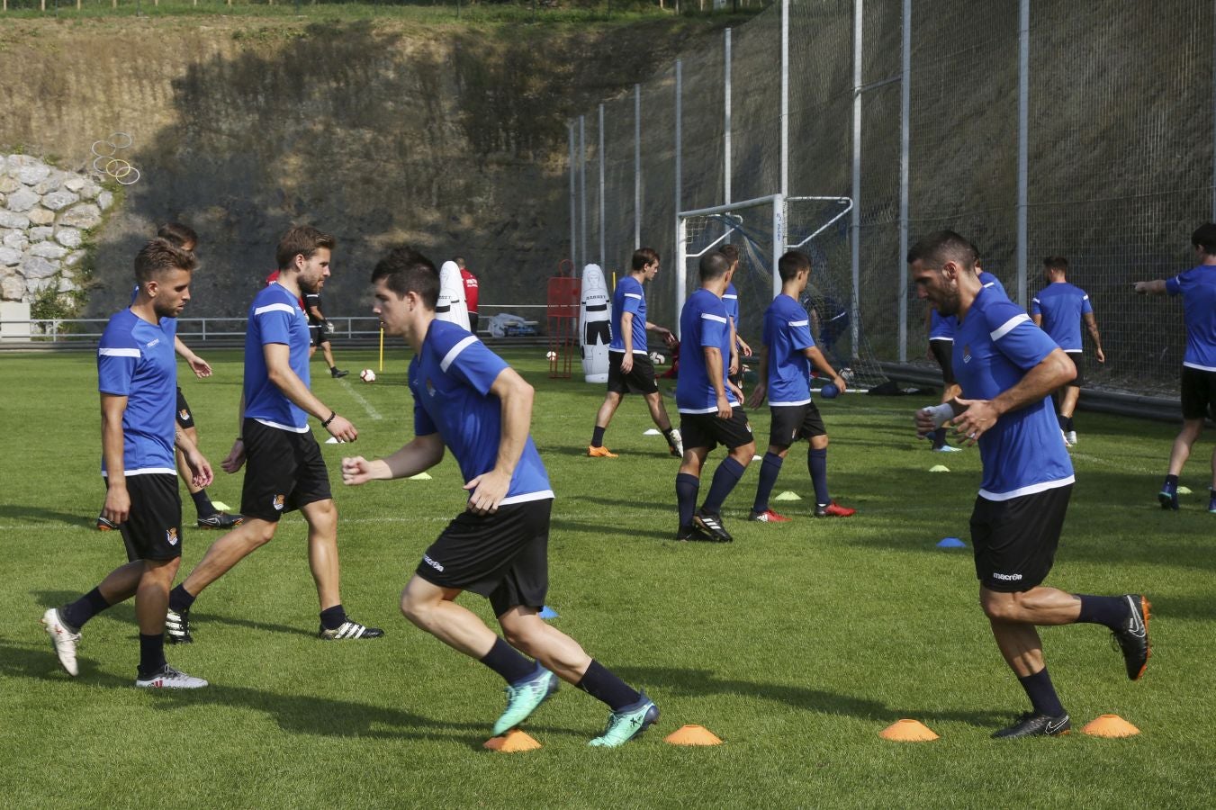 Segundo entrenamiento de la semana en Zubieta para los hombres de Asier Garitano.