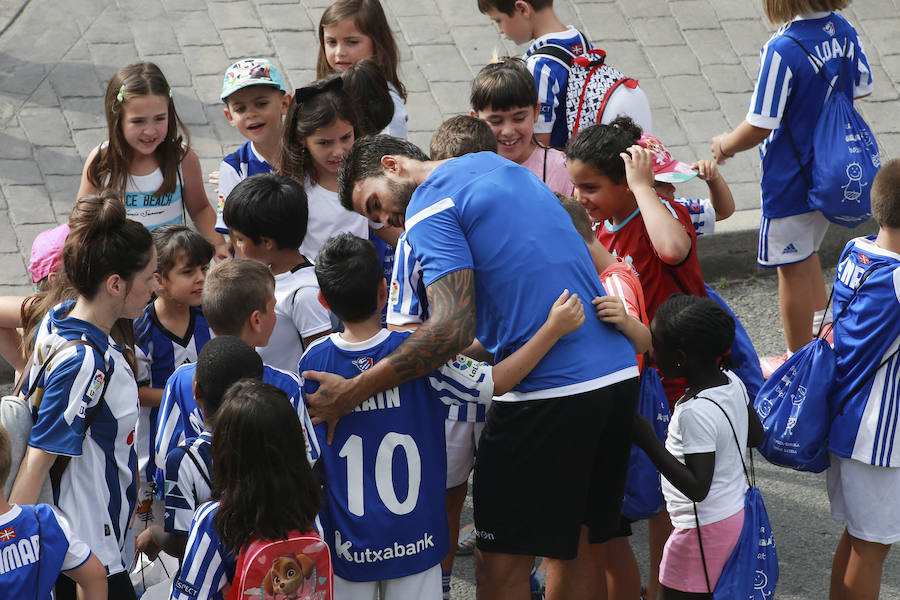 Muchos aficionados, sobre todo niños, han disfrutado del esfuerzo de su jugadores