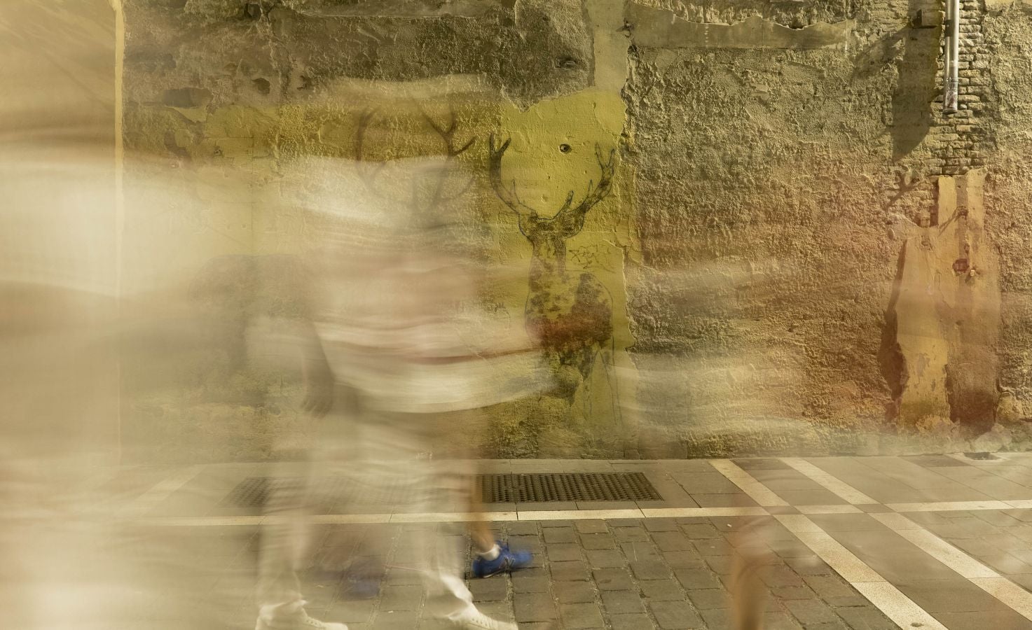 Pamplona, con sus rincones oscuros, sus fantasmas y sus leyendas de cuchillos