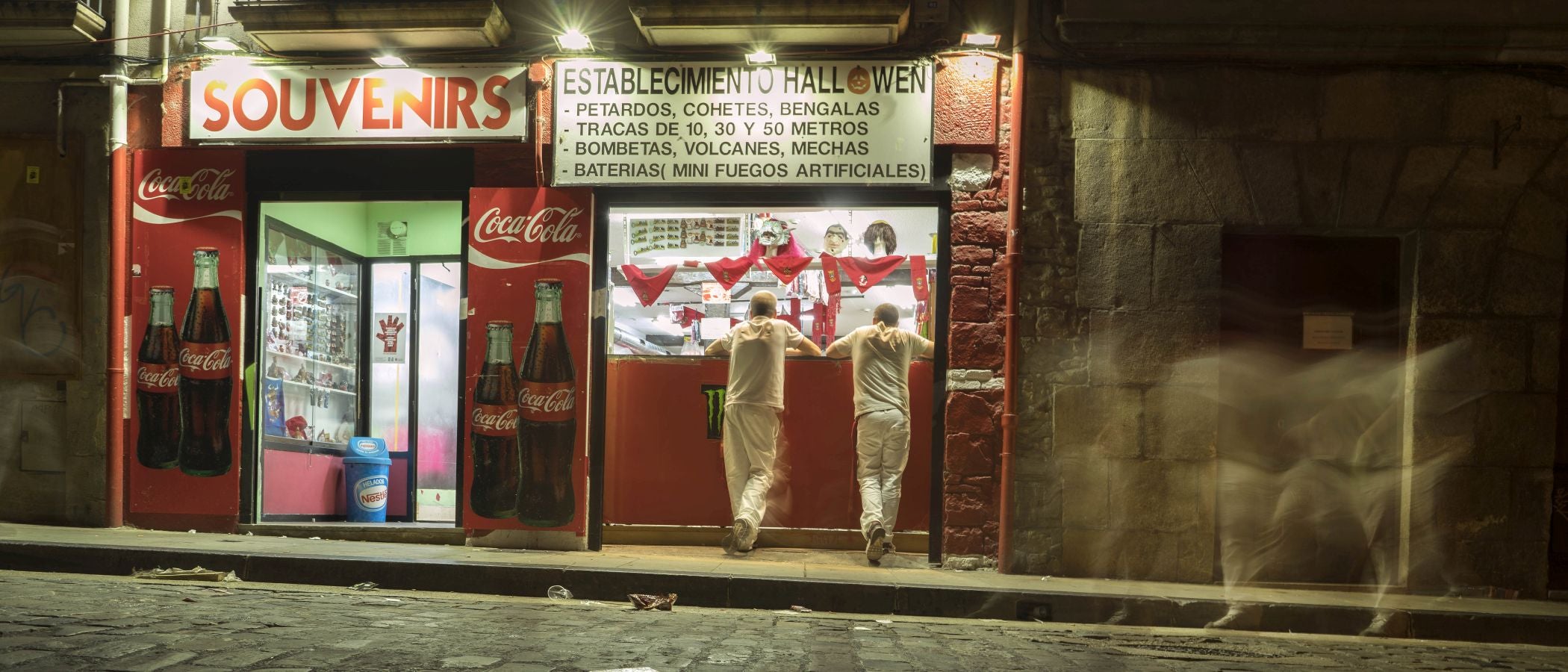 Pamplona, con sus rincones oscuros, sus fantasmas y sus leyendas de cuchillos