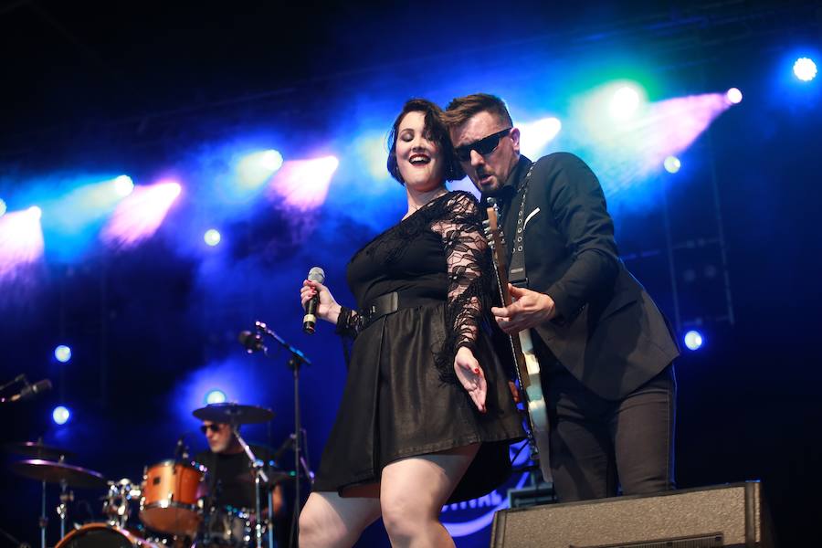 Esta noche, la actividad musical se concentra en la Benta, cuya enorme carpa alberga las actuaciones de Noa Voll Damn & The Hell Drinkers, JT Lauritsen & The Buckshot Hunters y los Canned Heat