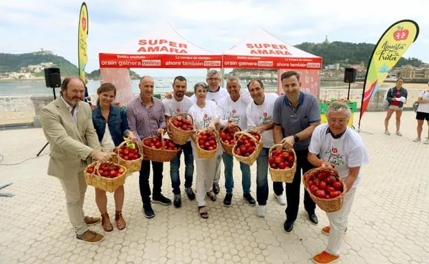 20.000 piezas de fruta para repartir por las playas guipuzcoanas