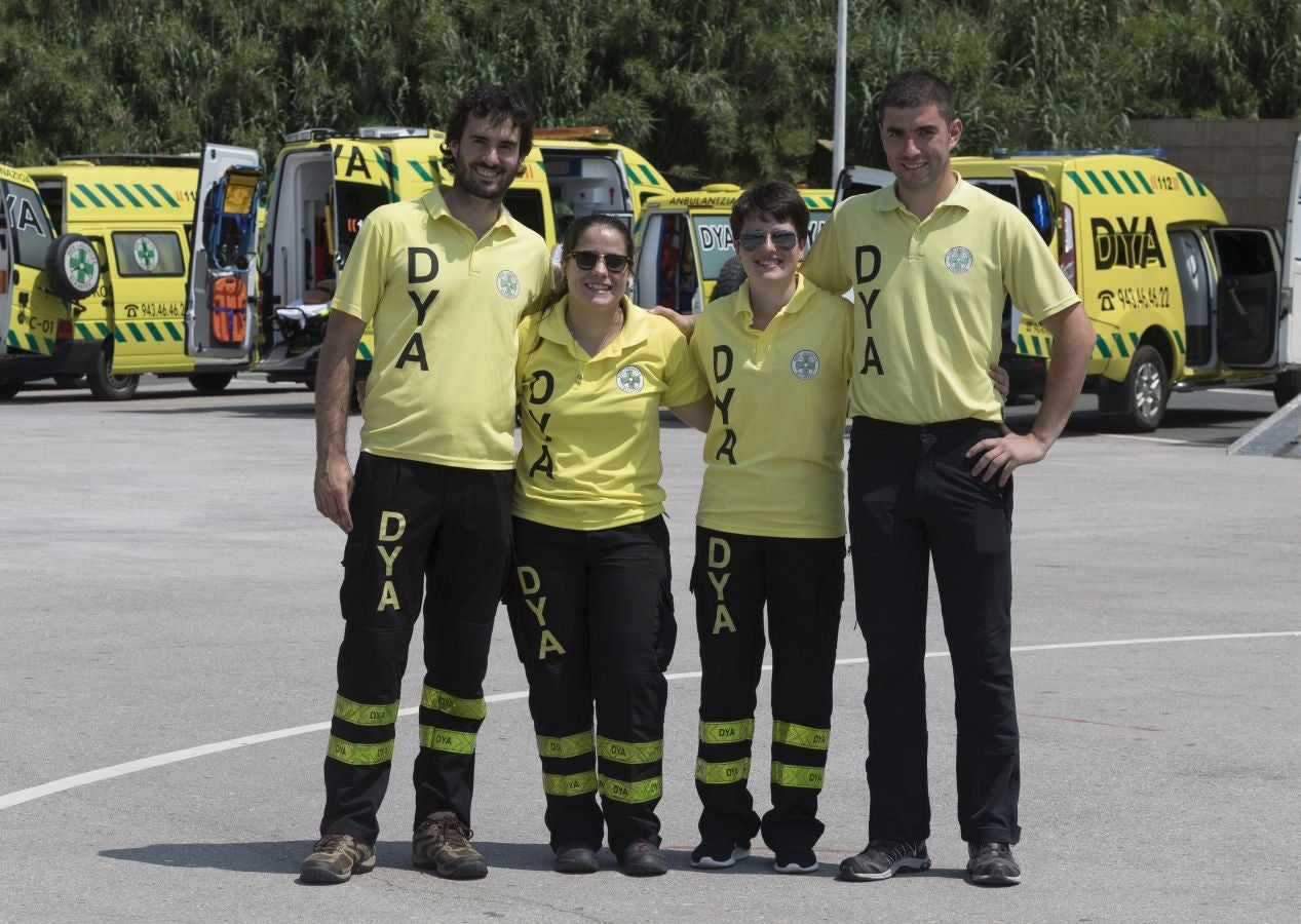 La DYA de Gipuzkoa ha celebrado su 45 aniversario con diferentes actividades en la explanada de Sagües