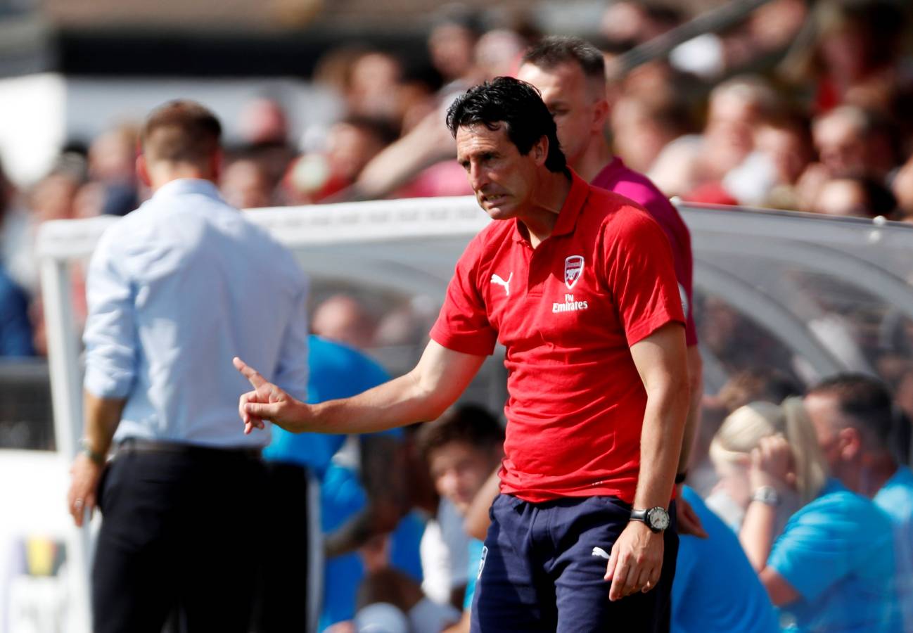 El entrenador guipuzcoano ya lidera al equipo londinense tras su paso por el PSG.