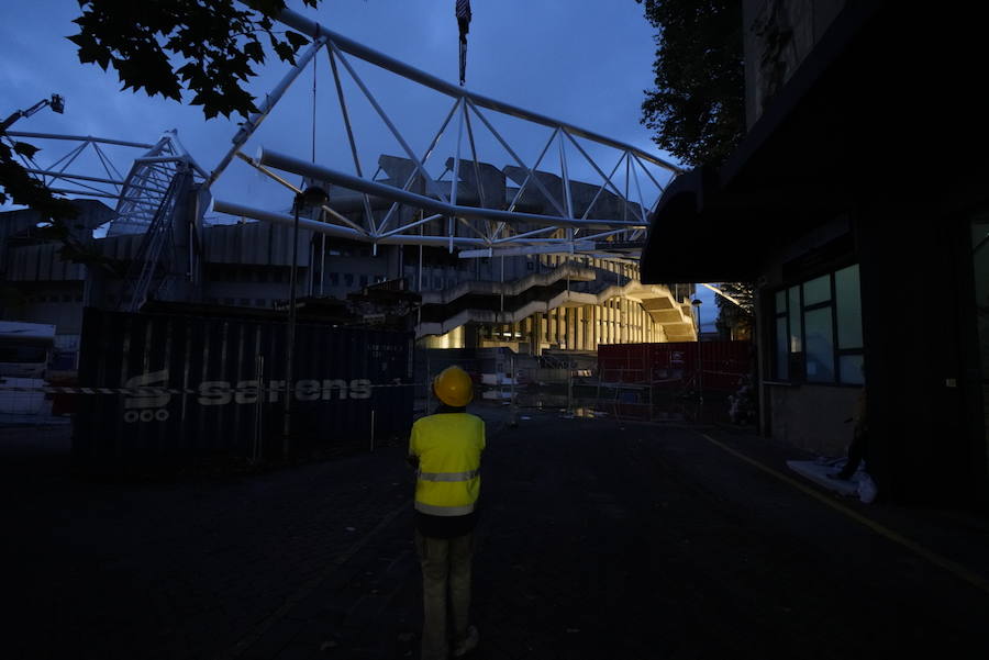 La previsión es que la megaestructura que caracterizará al estadio quede configurada a mediodía