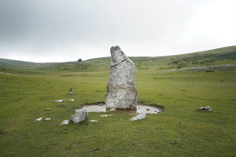 Lo que estaba catalogado como «túmulo» ha resultado ser una edificación -de planta aparentemente octogonal- que data de la época de los romanos. Concretamente, de entre los siglos I y III de nuestra era.