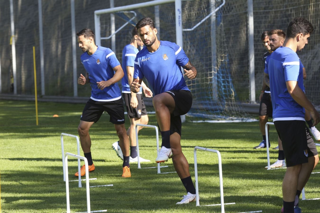 El mexicano ha retomado los entrenamientos tras disfrutar de unos días de descanso consesuados con la Real Sociedad al haber participado en el Mundial