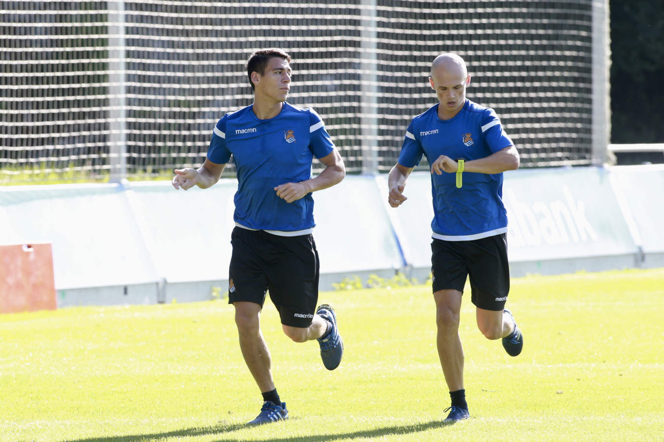 El mexicano ha retomado los entrenamientos tras disfrutar de unos días de descanso consesuados con la Real Sociedad al haber participado en el Mundial