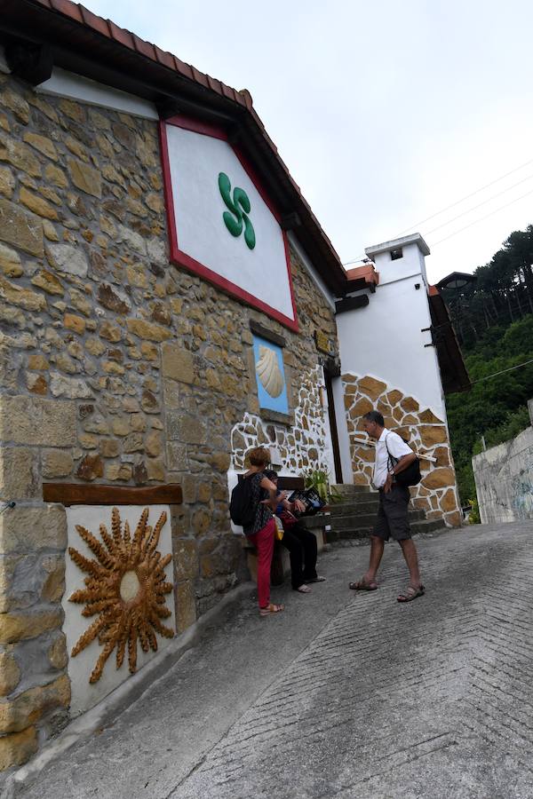 Cada vez son más los peregrinos que escogen el Camino del Norte para llegar hasta Santiago de Compostela