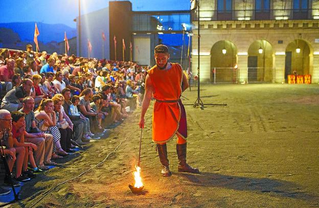Imagen de uno de los espectáculos nocturnos del circo romano, celebrados hace una semana. 