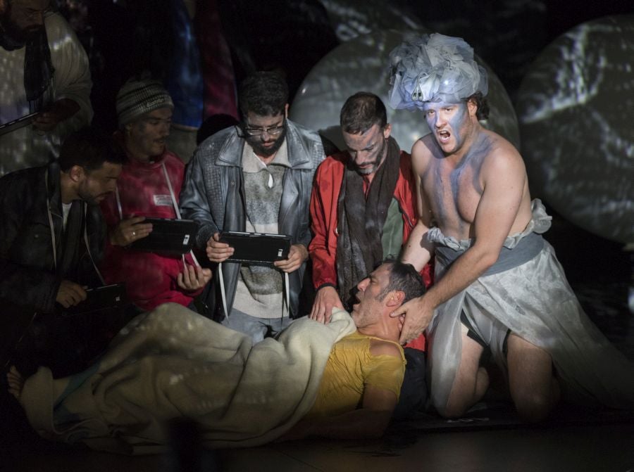 Ensayo general de La Fura dels Baus junto a la Orquesta Sinfónica de Bilbao este miércoles en el Kursaal