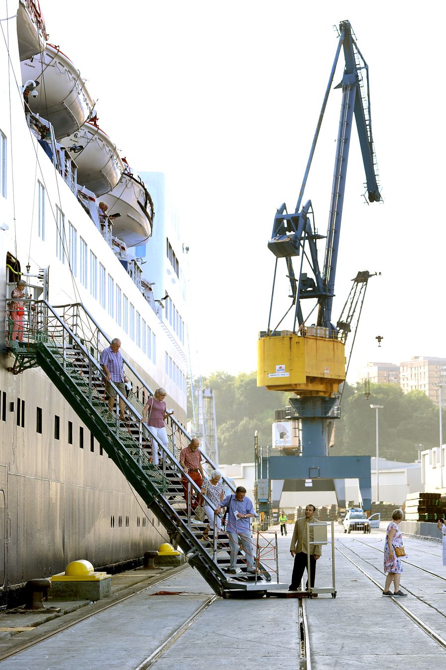 El lujoso Saga Pearl II ha atracado en el puerto de Pasaia este jueves 2 de agosto