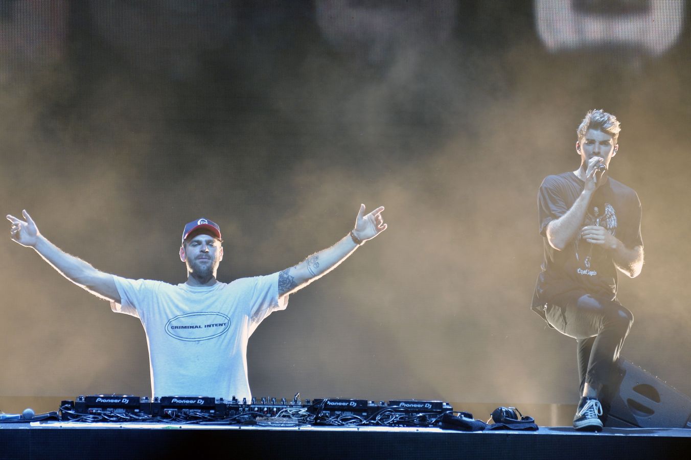 El dúo de producción estadounidense y djs The Chainsmokers actúan este miércoles 1 de agosto de 2018, en la antigua ciudad de Byblos (Jbeil), al norte de Beirut (Líbano). 