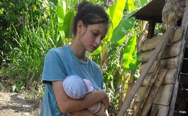 La joven captada por una secta peruana vuelve a España