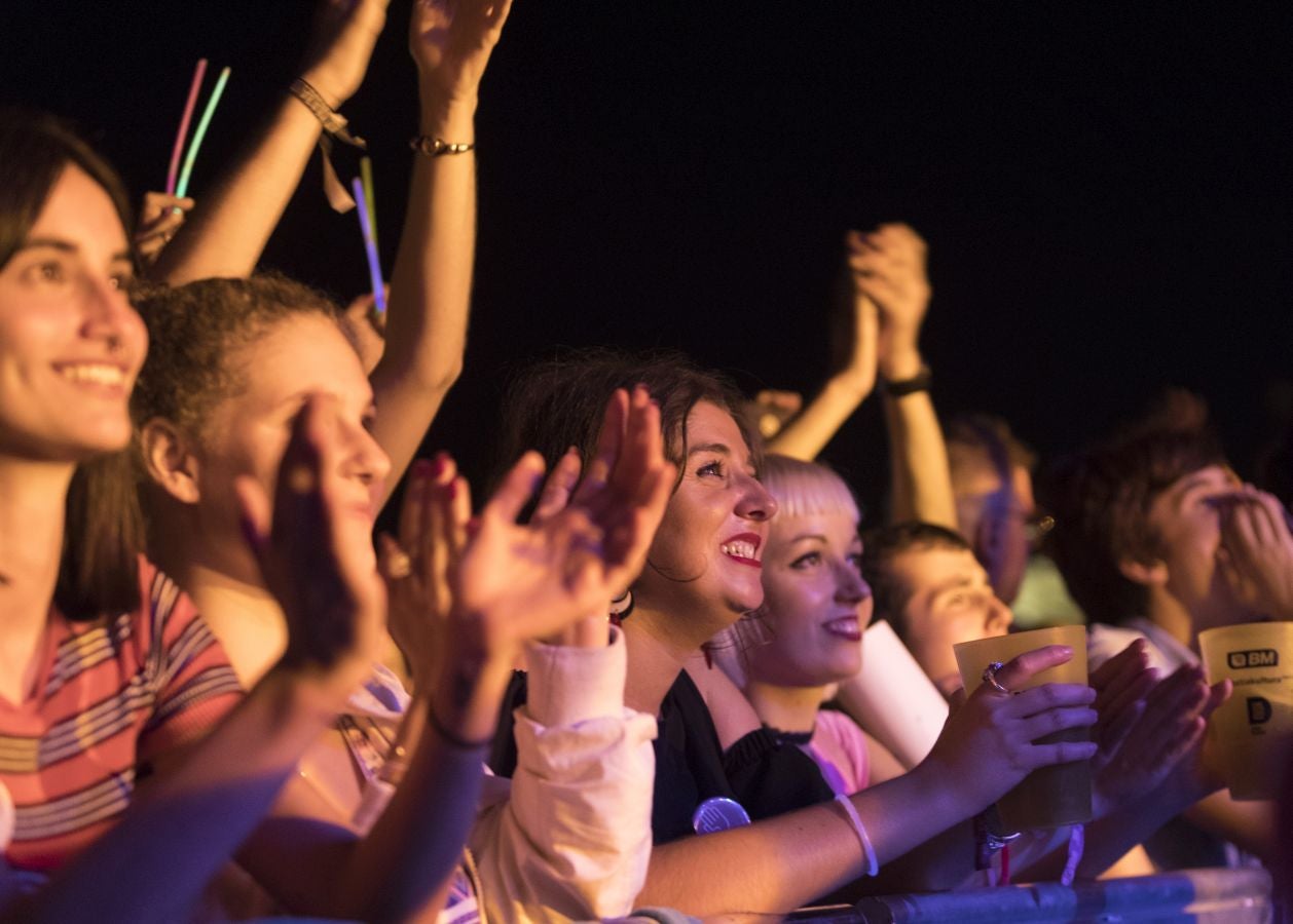 El público vibró con la actuación de la donostiarra en el inicio de las fiestas