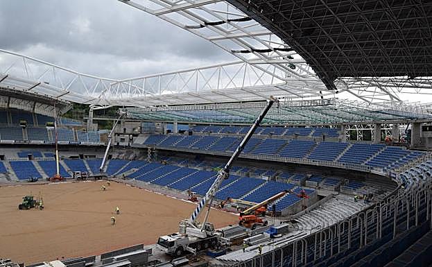 Imagen principal - Anoeta: Así están las obras a un mes del estreno