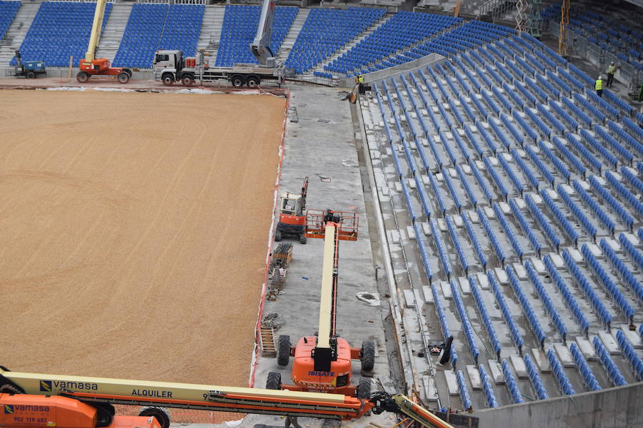El estadio de Anoeta ya muestra en buena parte cómo estará el día de su reapertura, el 15 de septiembre, ante el F.C. Barcelona