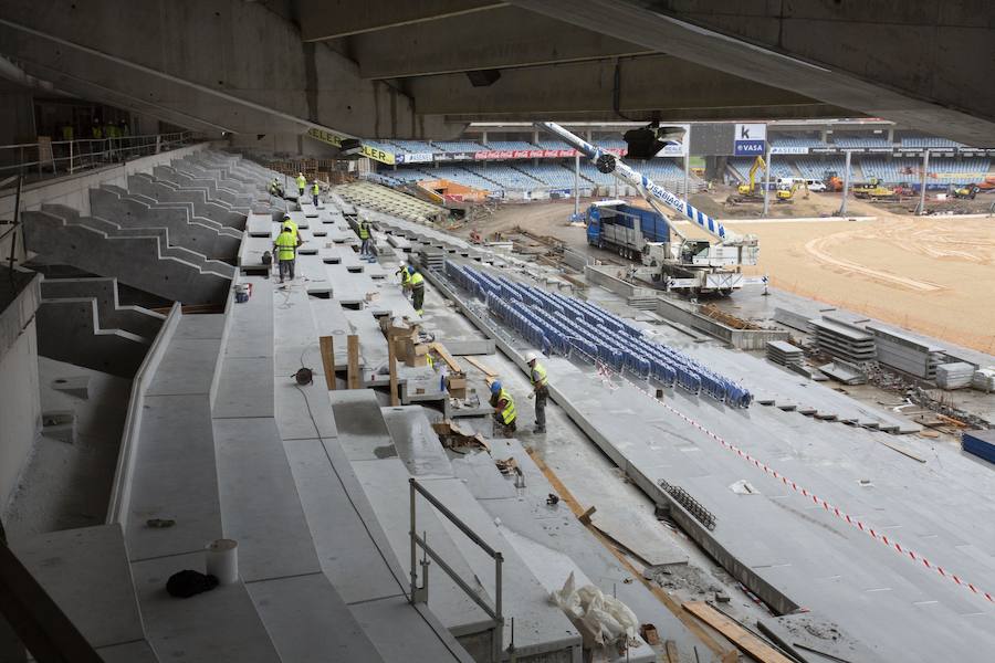 A poco menos de un mes de su reestreno, las obras del estadio de Anoeta presentan grandes avances en los últimos días. Todo estará listo para el Real Sociedad - F.C. Barcelona del próximo 15 de septiembre.