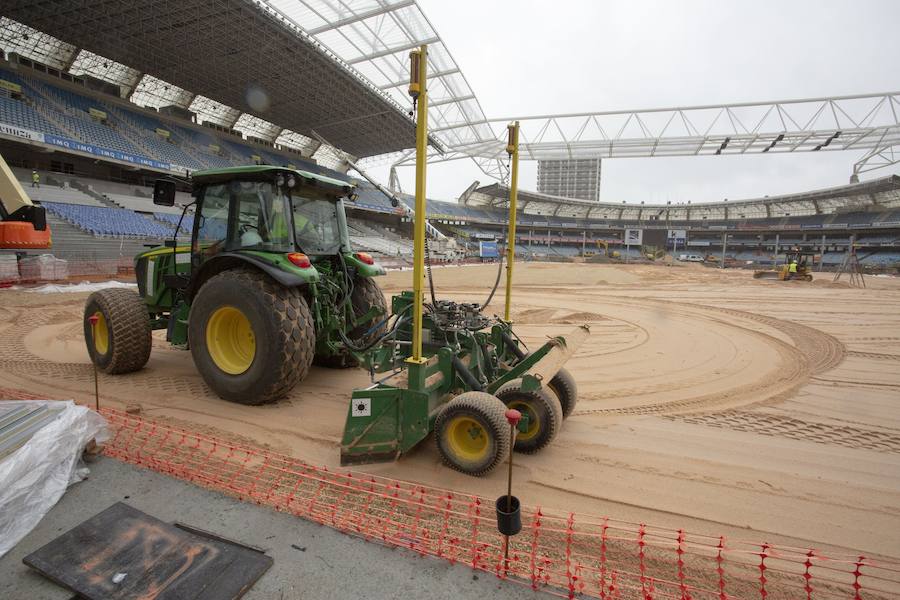 A poco menos de un mes de su reestreno, las obras del estadio de Anoeta presentan grandes avances en los últimos días. Todo estará listo para el Real Sociedad - F.C. Barcelona del próximo 15 de septiembre.