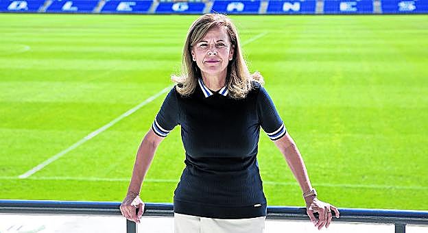 Victoria Pavón posa en la nueva Ciudad Deportiva del Leganés.