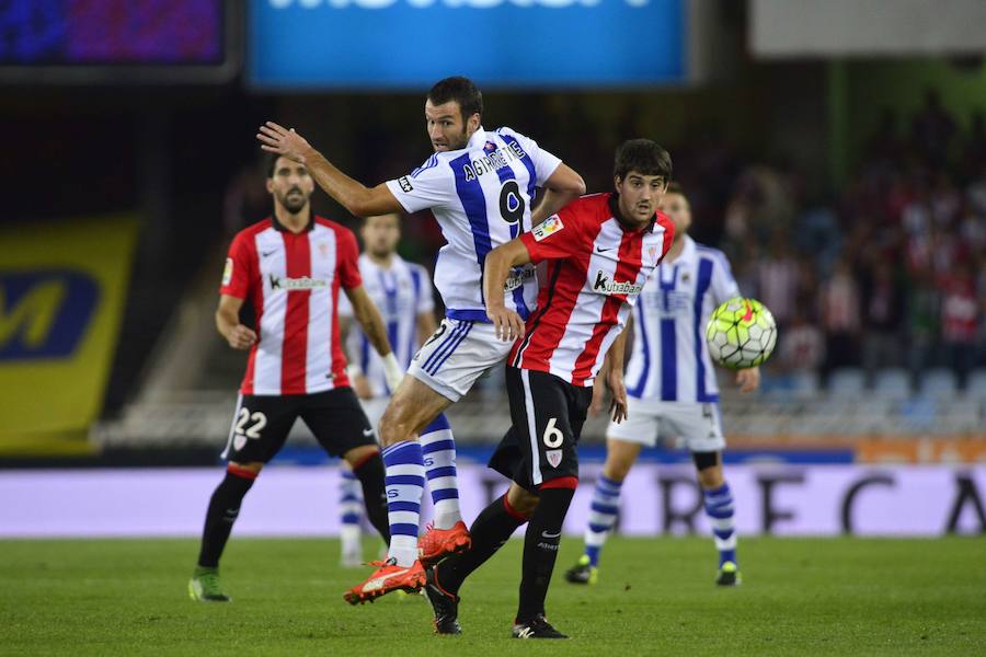 2015. Partido de fútbol entre la Real Sociedad y el Athletic de Bilbao. 