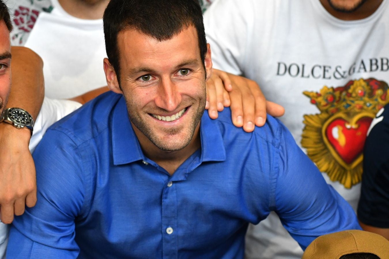 Imanol Agirretxe ha comparecido en Zubieta para despedirse de la afición txuri-urdin y de su compañeros. 