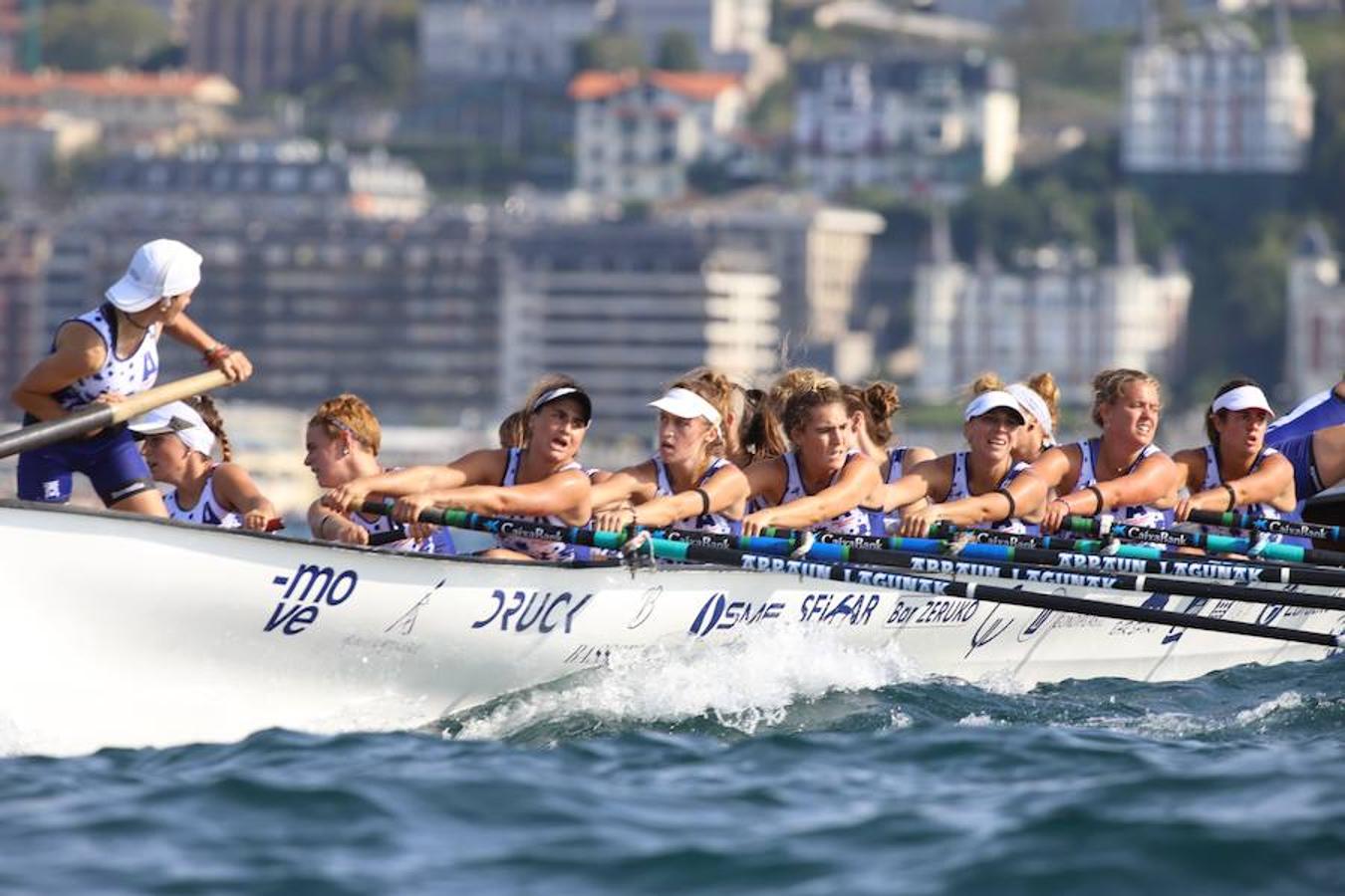 Kaiku y Tolosaldea se han erigido como las sorpresas de la primera jornada de la olimpiada del remo