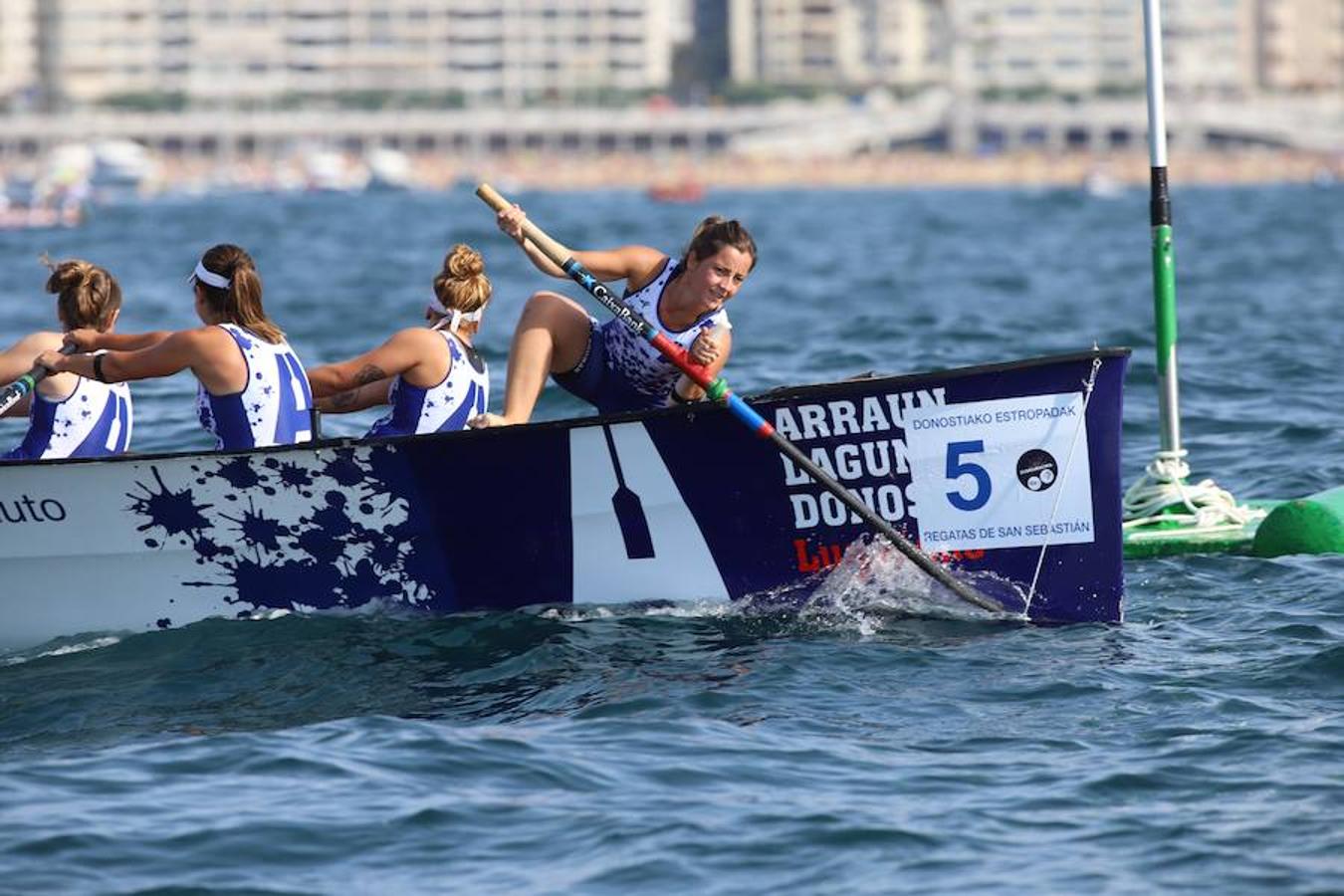 Kaiku y Tolosaldea se han erigido como las sorpresas de la primera jornada de la olimpiada del remo