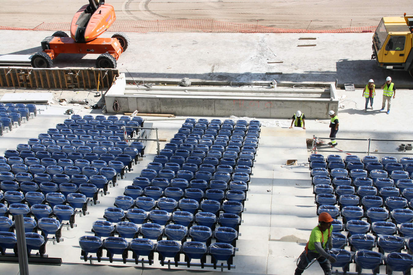 La reforma del estadio de Anoeta sigue su curso para poder abris sus puerta el 15 de septiembre ante el Barcelona