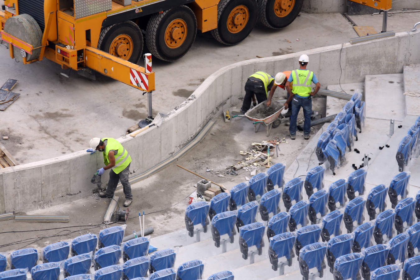 La reforma del estadio de Anoeta sigue su curso para poder abris sus puerta el 15 de septiembre ante el Barcelona
