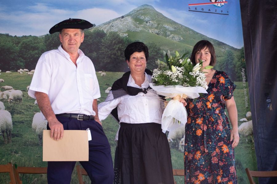 El Artzain Eguna de Gipuzkoa ha cumplido este domingo 28 años celebrándose en el centro de Legazpi, con la flor y nata del pastoreo del territorio como protagonistas.