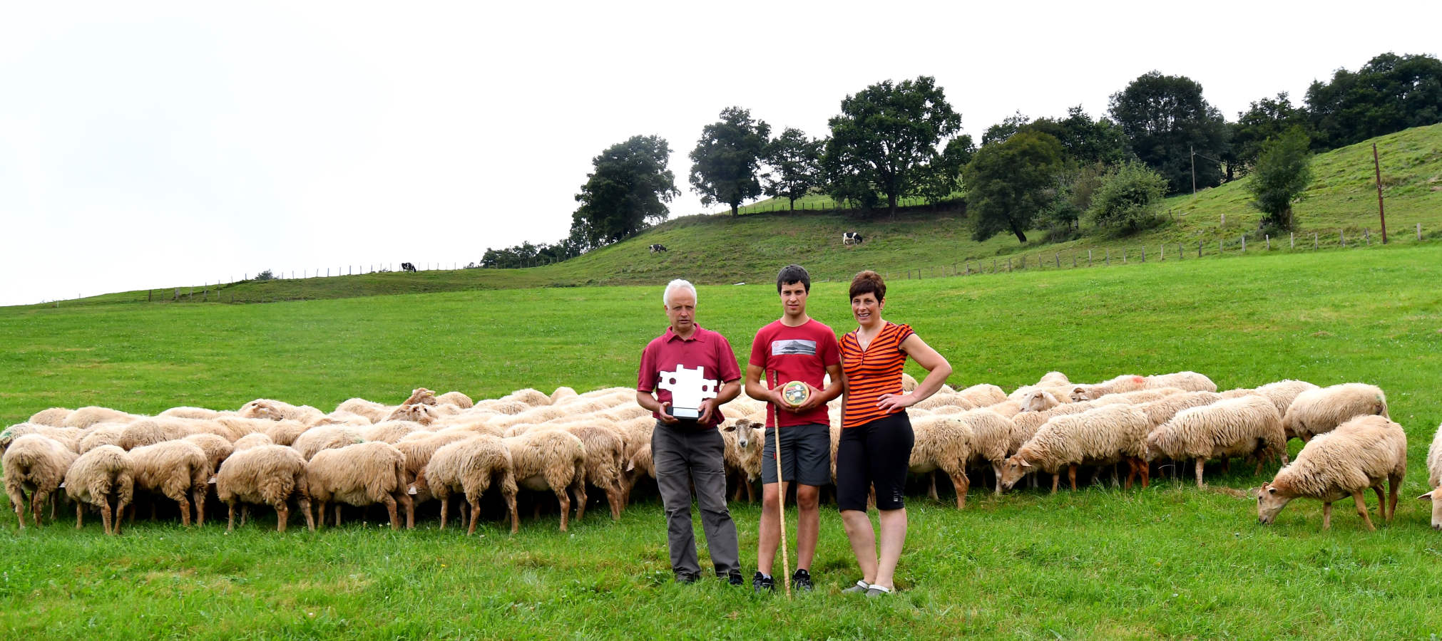 Julen Arburua hace queso en un caserío muy apartado de Baztan. El campeón quiere agradecer la ayuda que ha recibido de las queserías Aizpea e Ipiñaburu